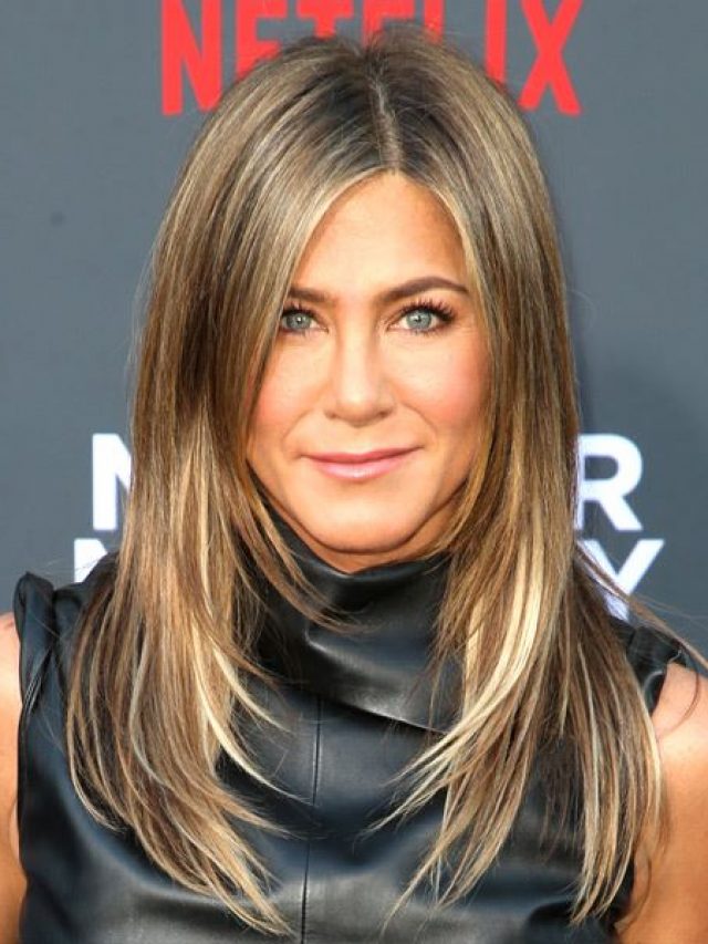 Jennifer Aniston Hairstyles, Haircuts and Colors