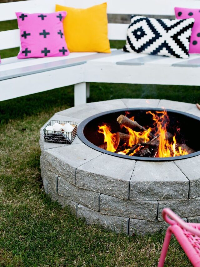 22 DIY Outdoor Fireplace Ideas for a Cozy Backyard